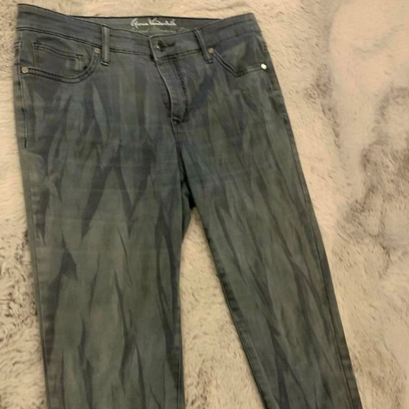 GLORIA VANDERBILT STYLISH JEANS - Picture 2 of 7